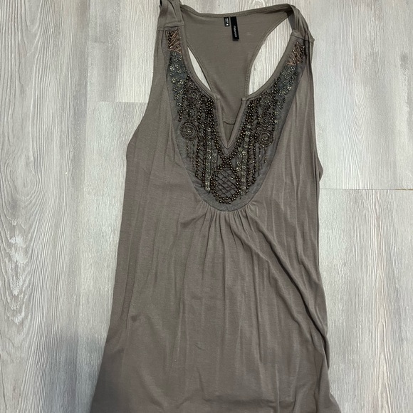 Maurice’s red and taupe t back beaded tank tops size medium - Picture 4 of 6
